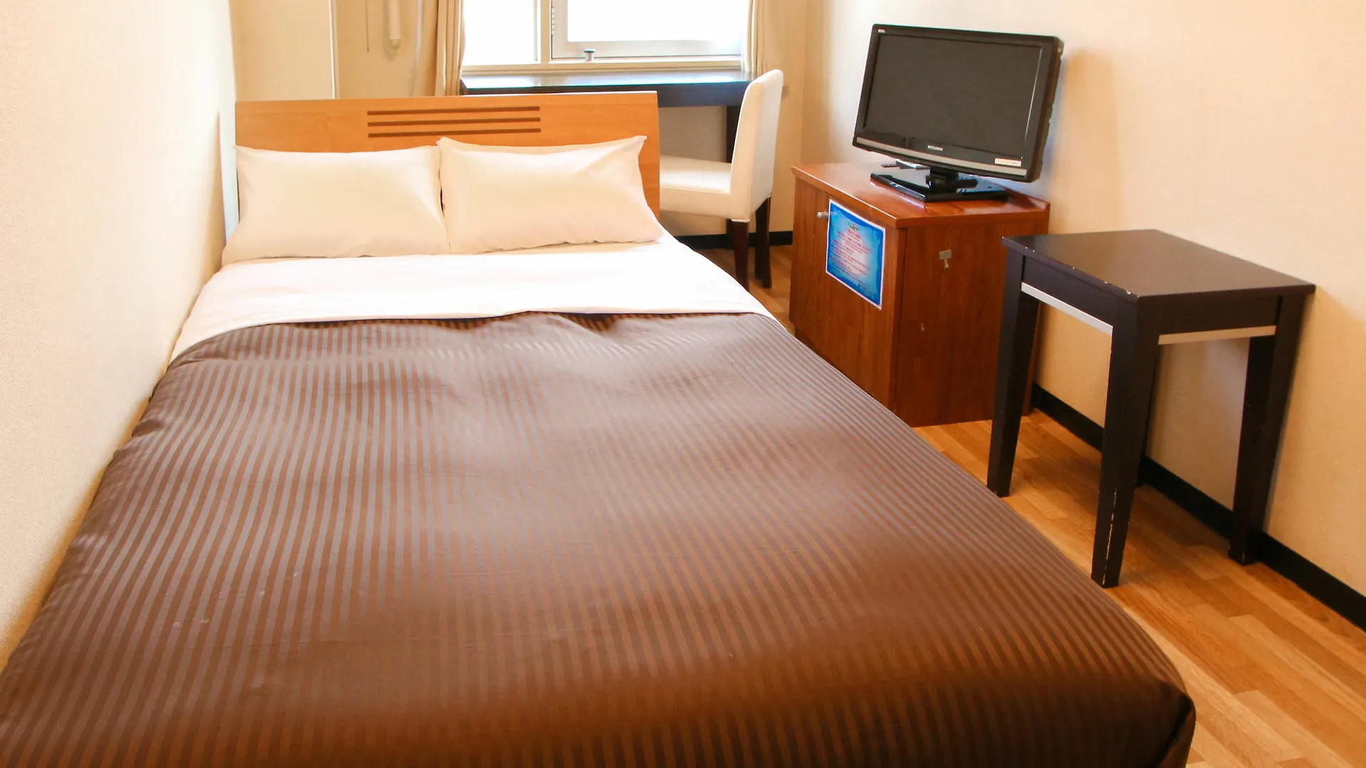 Hotel Livemax Budget Kawasaki Ekimae